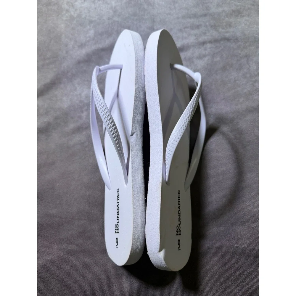No Boundaries Mens White Flip Flop Sandals Size 9 Thong Beach Shoes 0166